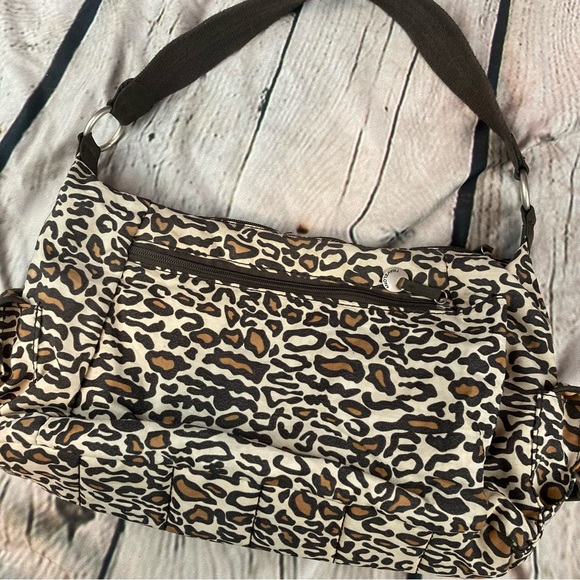 Travelon Cheetah Print Shoulder Bag - Picture 4 of 14